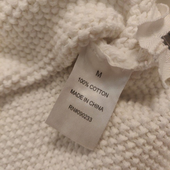 PacSun Women's Pullover Sweater White Size M Longer Fit Crew Neck Zip Sides BO - Picture 4 of 7